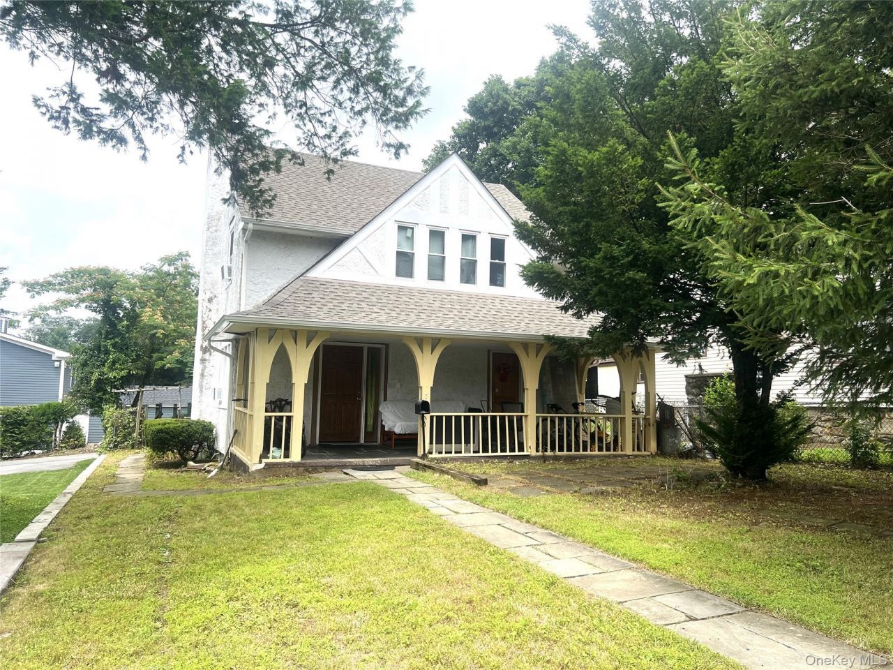 5 Crest Place, Elmsford, NY 10523 Main Photo