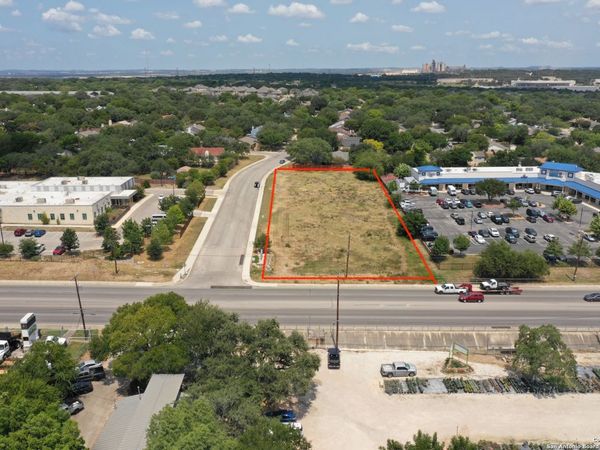 16100 Nacogdoches, San Antonio, TX 78247