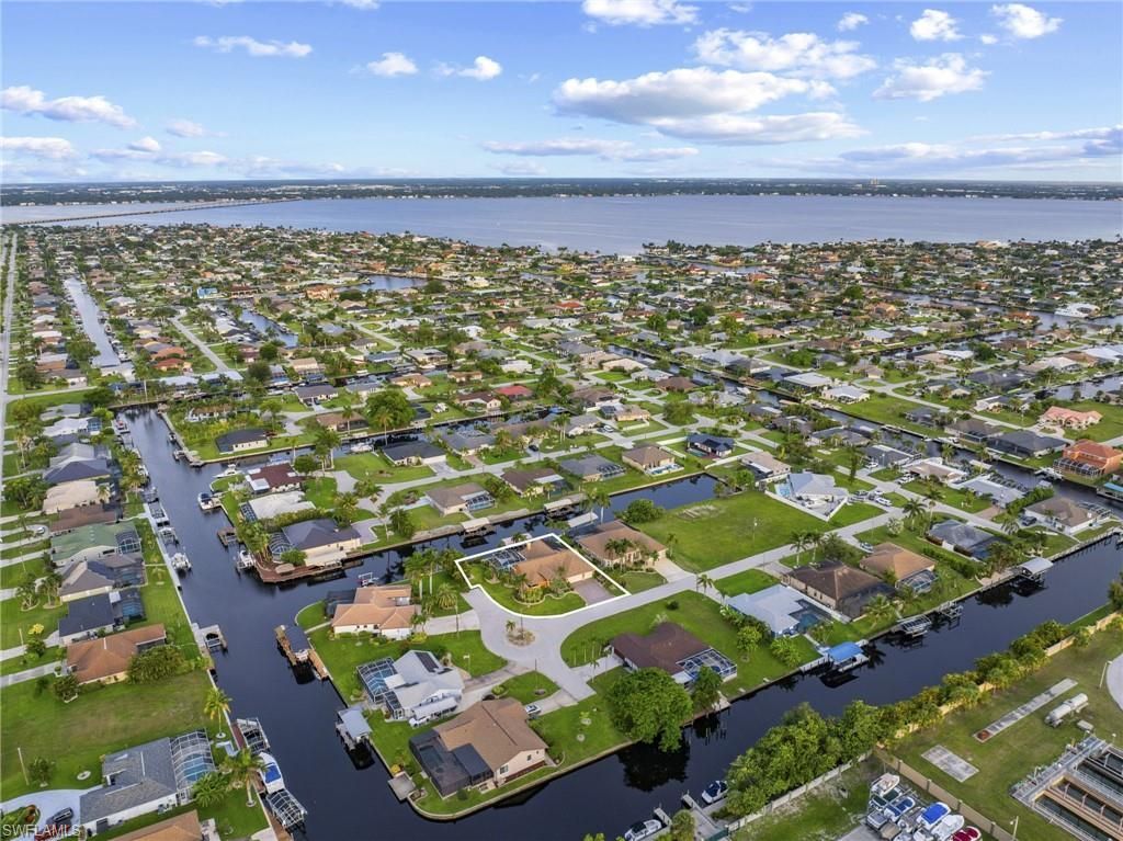 2515 SE 19th Ave, Cape Coral, FL 33904 Photo