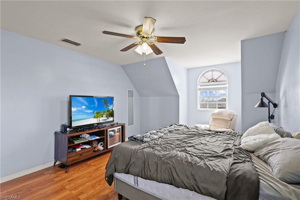1834 NW 5th Pl, Cape Coral, FL 33993 Photo