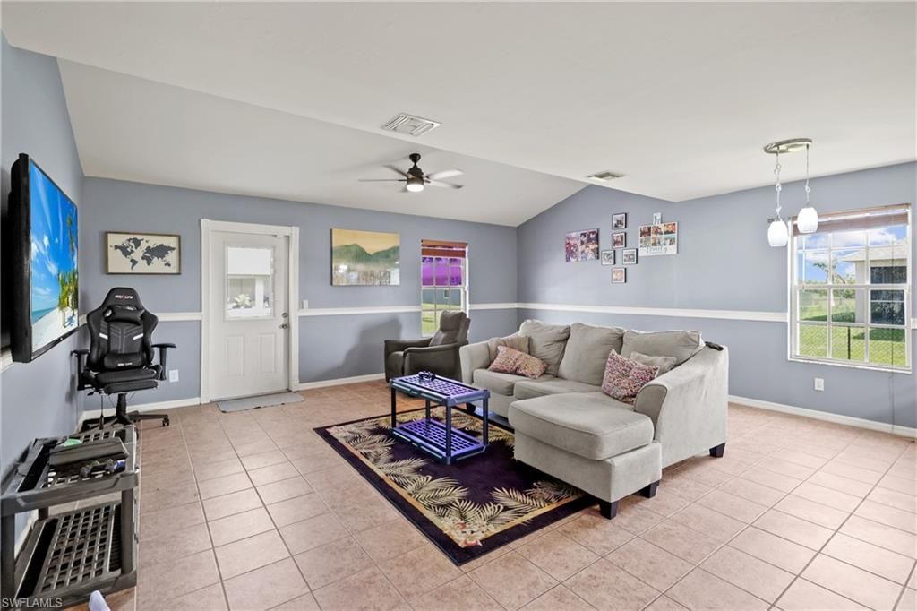 1834 NW 5th Pl, Cape Coral, FL 33993 Photo