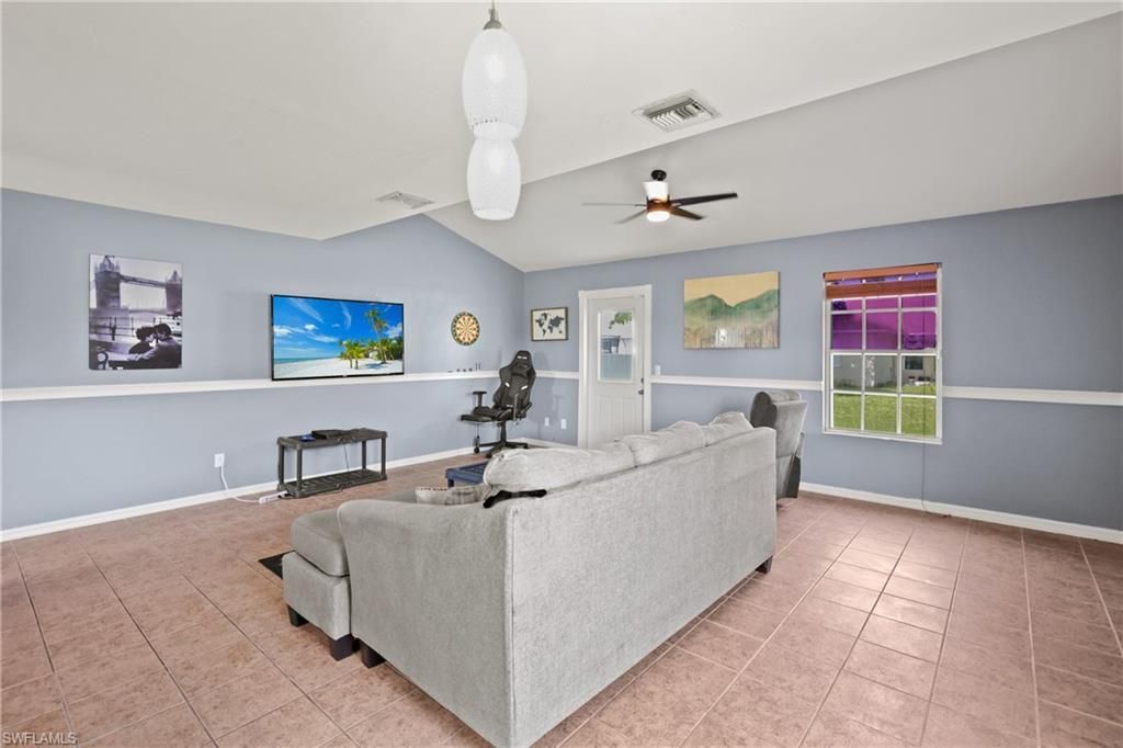 1834 NW 5th Pl, Cape Coral, FL 33993 Photo