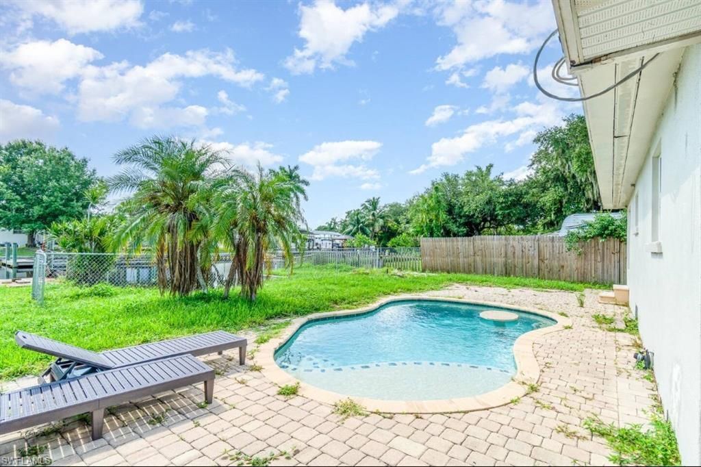 203 Kingston Dr, Fort Myers, FL 33905 Photo