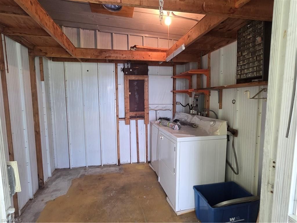 963 Idle Way Dr, North Fort Myers, FL 33917 Photo