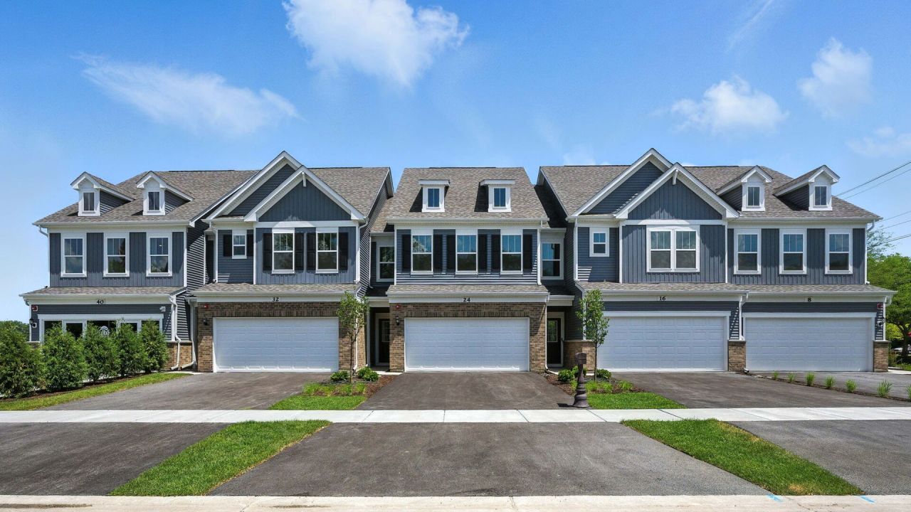 1062 Houston Street, Unit 74004, Batavia, IL 60510 Main Photo