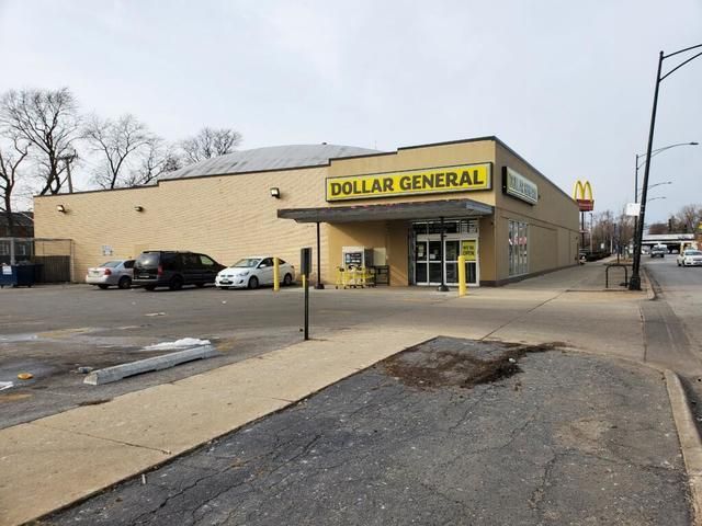 9520 S Jeffery Boulevard, Chicago, IL 60617