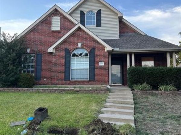 1681 Yellowstone Avenue, Lewisville, TX 75077