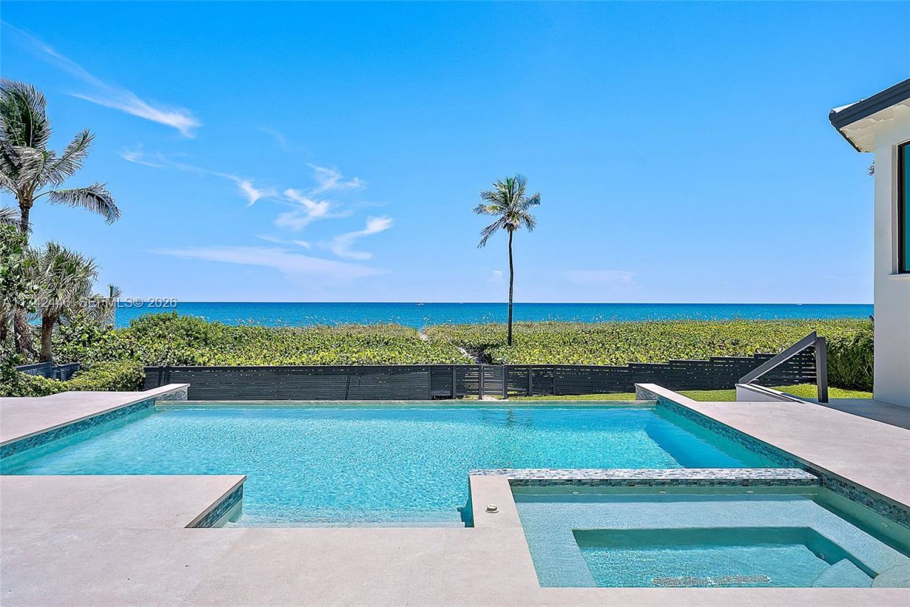 22 Ocean Dr, Jupiter Inlet Colony, FL 33469 Photo