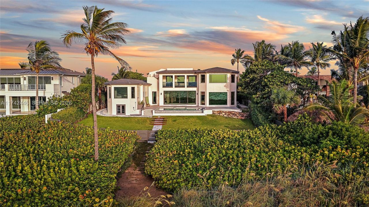 22 Ocean Dr, Jupiter Inlet Colony, FL 33469 Photo