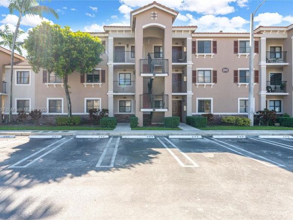 22921 SW 88th Pl, Unit 301, Cutler Bay, FL 33190