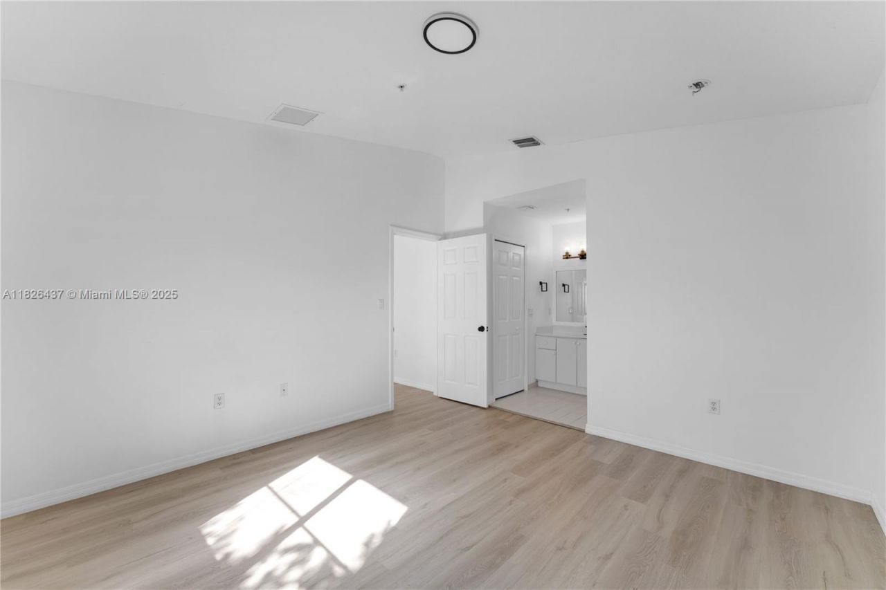 22921 SW 88th Pl, Unit 301, Cutler Bay, FL 33190 Photo