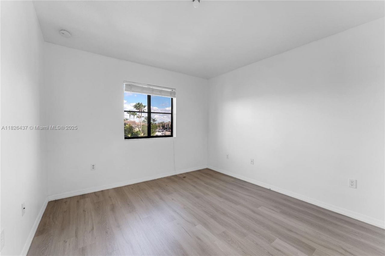 22921 SW 88th Pl, Unit 301, Cutler Bay, FL 33190 Photo