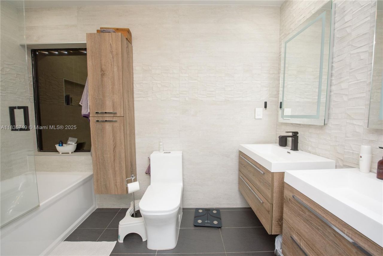 28242 SW 163rd Ct, Homestead, FL 33033 Photo