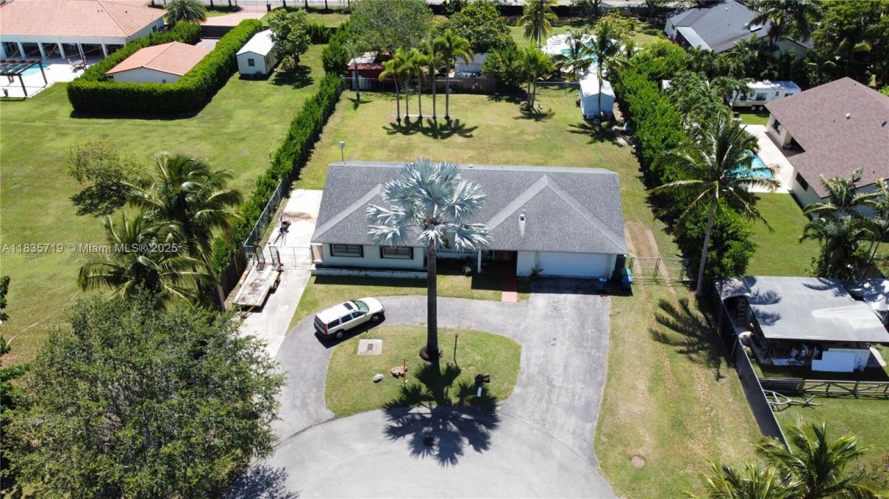 28242 SW 163rd Ct, Homestead, FL 33033 Photo