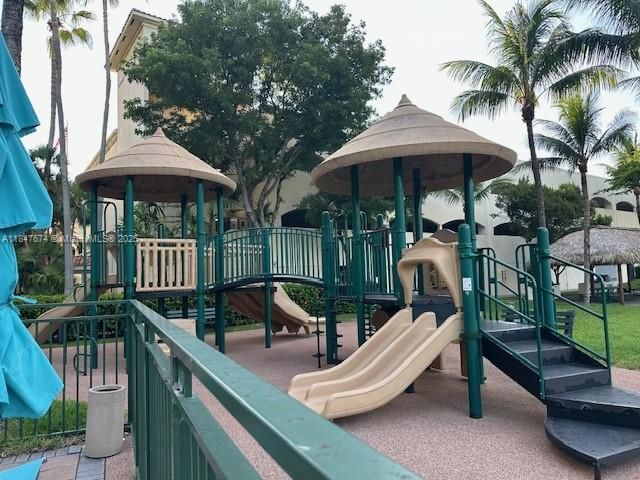 19501 W Country Club Dr, Unit 1712, Aventura, FL 33180 Photo