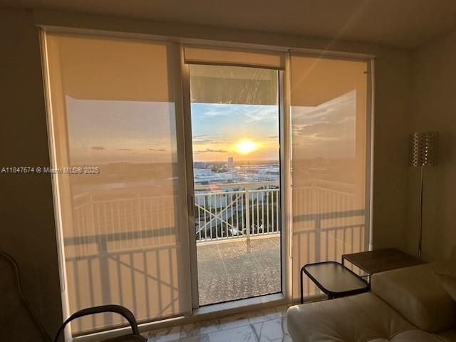 19501 W Country Club Dr, Unit 1712, Aventura, FL 33180 Photo