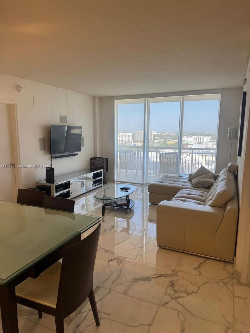 19501 W Country Club Dr, Unit 1712, Aventura, FL 33180 Photo