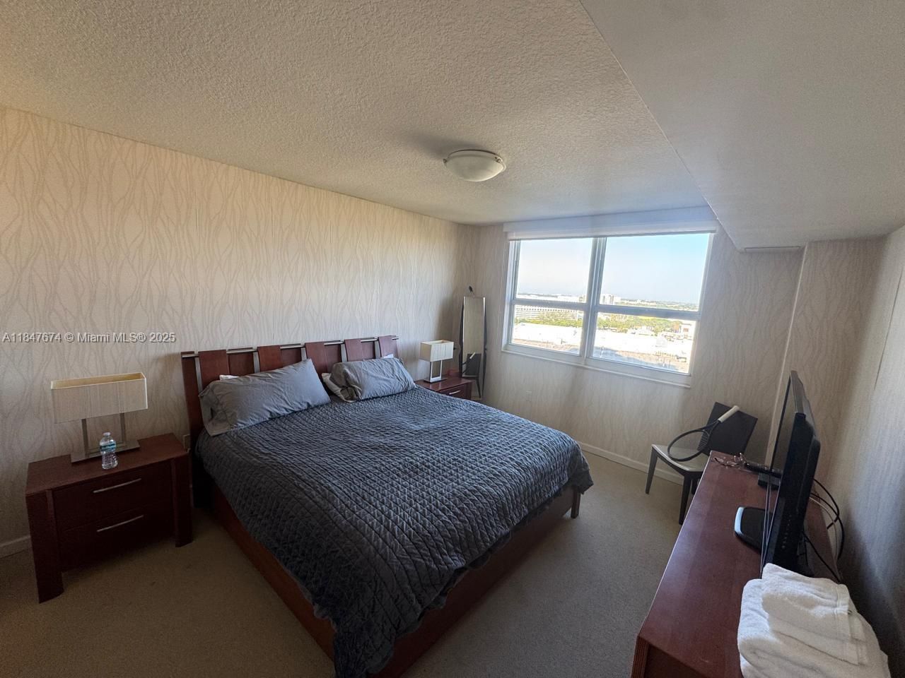 19501 W Country Club Dr, Unit 1712, Aventura, FL 33180 Photo