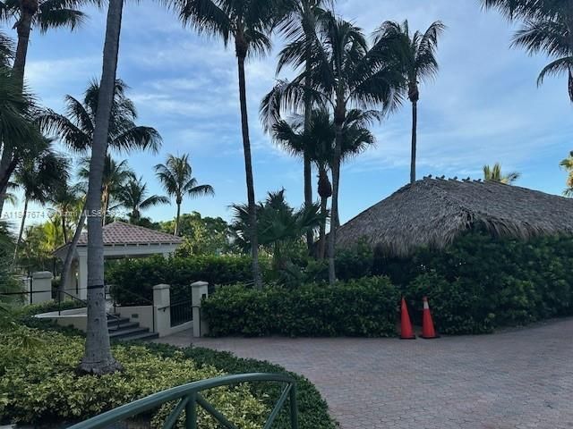 19501 W Country Club Dr, Unit 1712, Aventura, FL 33180 Photo