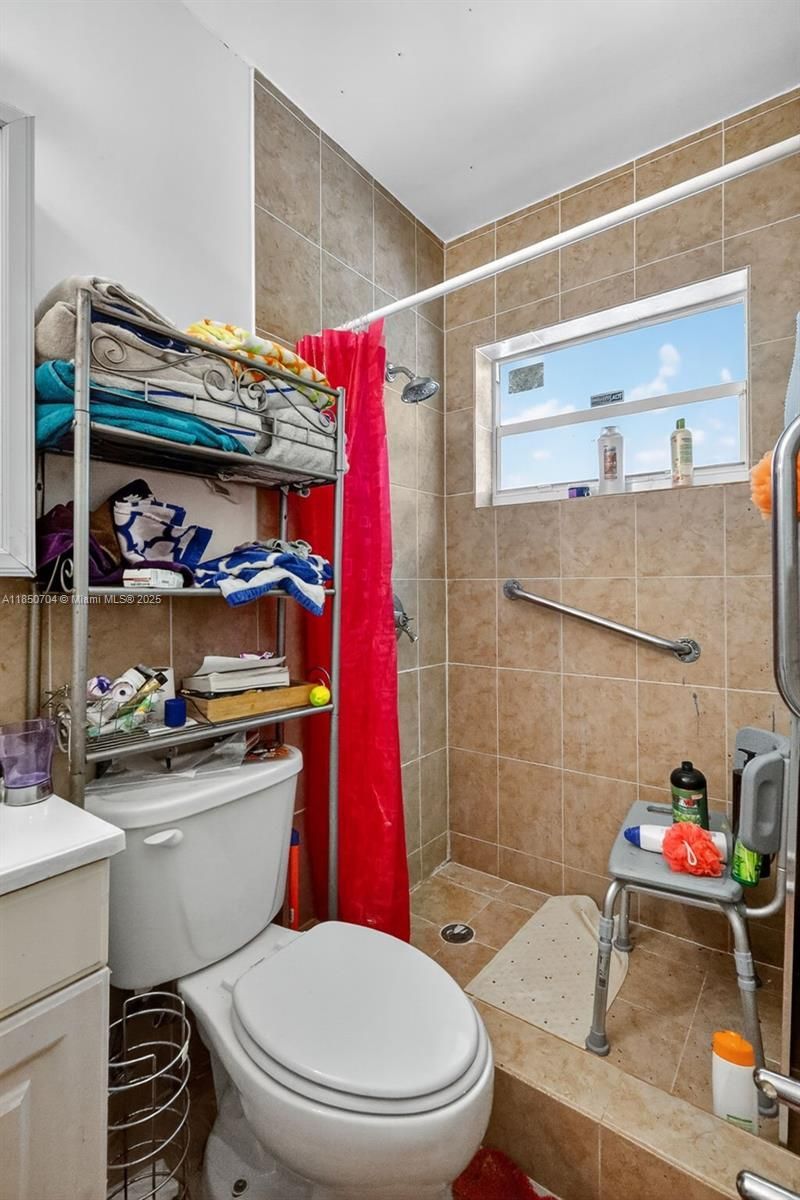 Please Call For Address, Miami, FL 33179 Photo