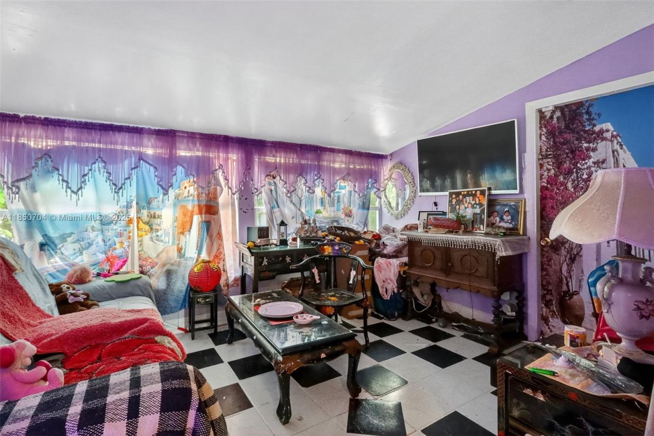 Please Call For Address, Miami, FL 33179 Photo