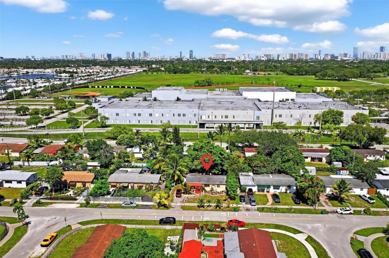 Please Call For Address, Miami, FL 33179 Photo