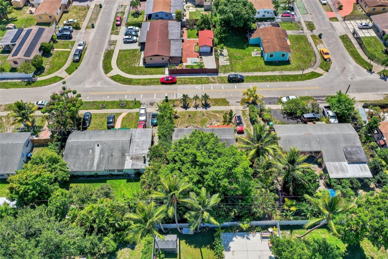 Please Call For Address, Miami, FL 33179 Photo