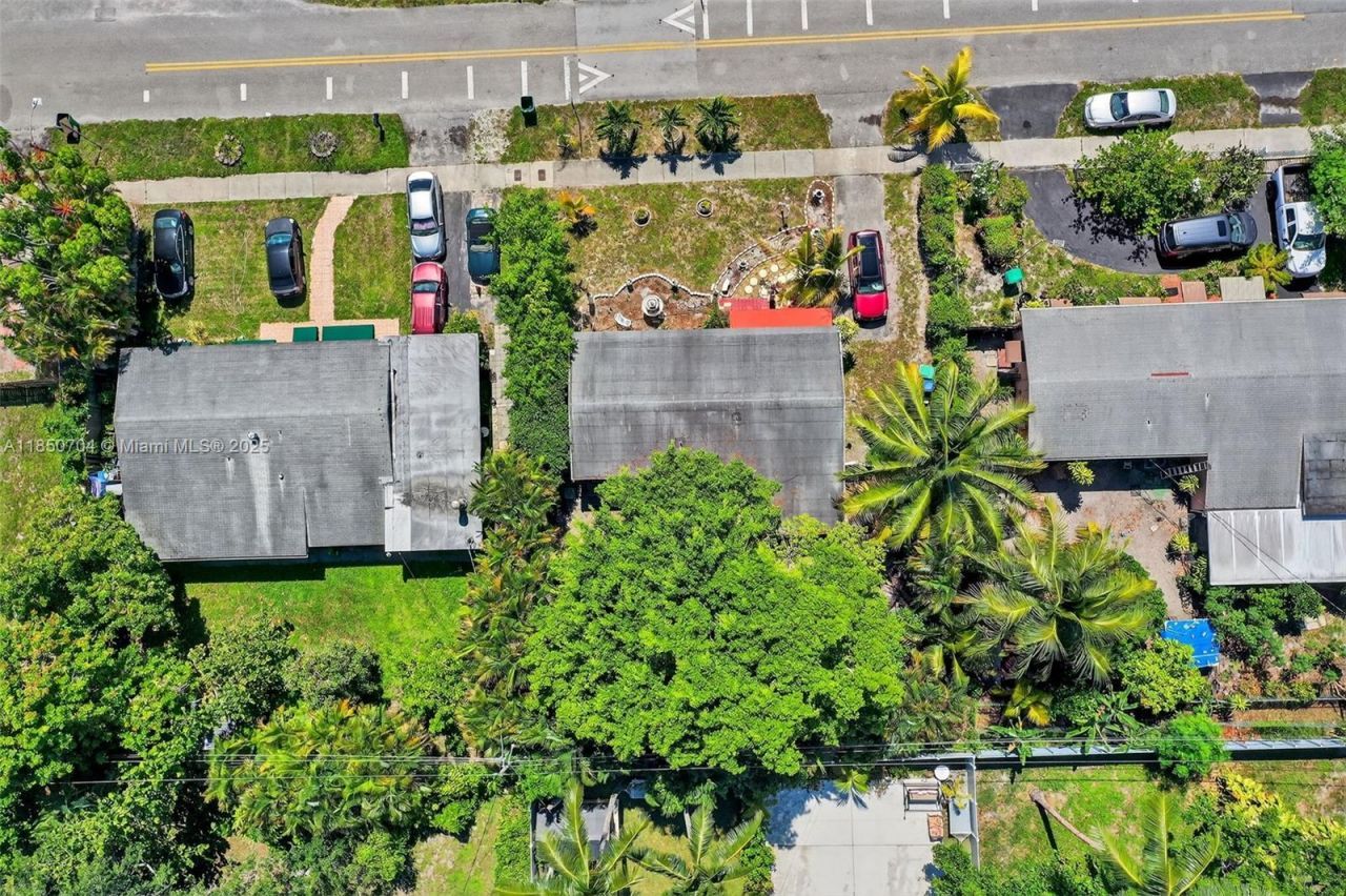 Please Call For Address, Miami, FL 33179 Photo