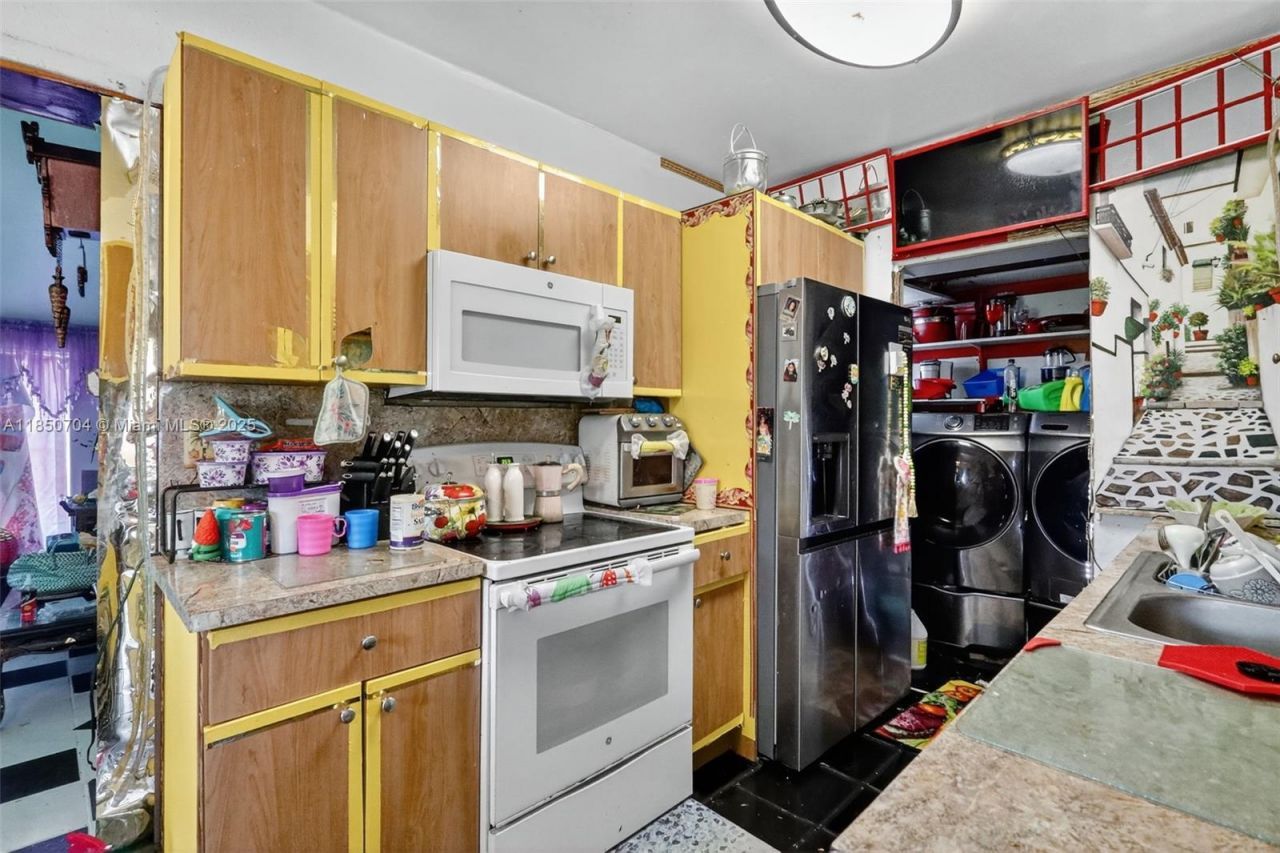 Please Call For Address, Miami, FL 33179 Photo