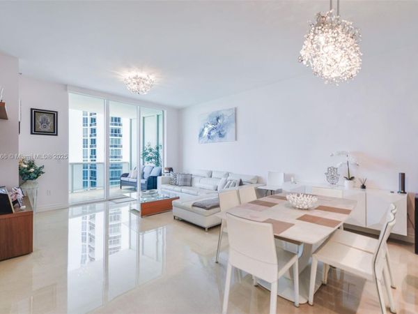 15901 Collins Ave, Unit 1602, Sunny Isles Beach, FL 33160