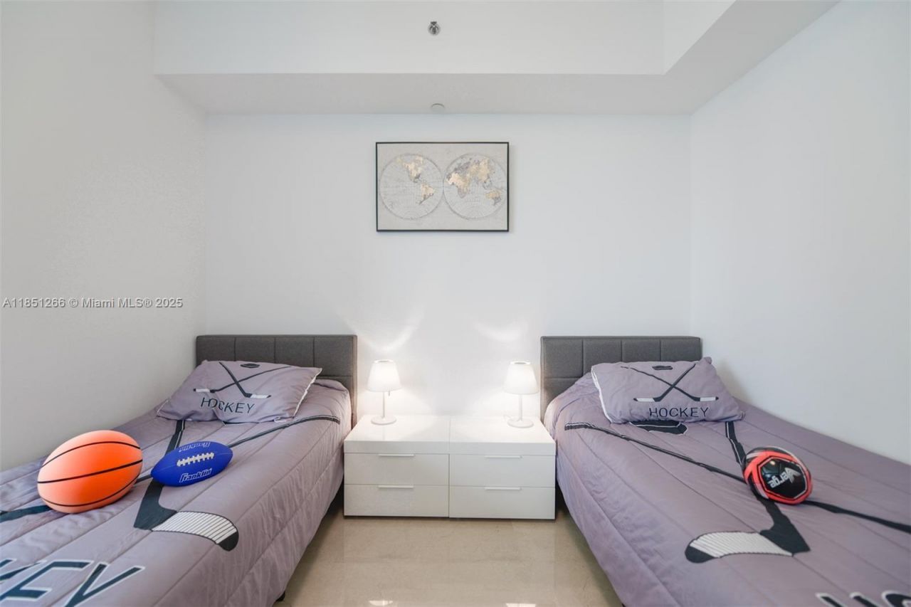 15901 Collins Ave, Unit 1602, Sunny Isles Beach, FL 33160 Photo