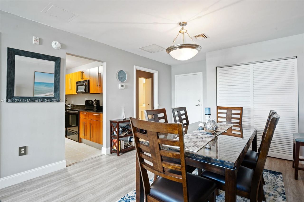 3000 S Ocean Dr, Unit 102, Hollywood, FL 33019 Photo