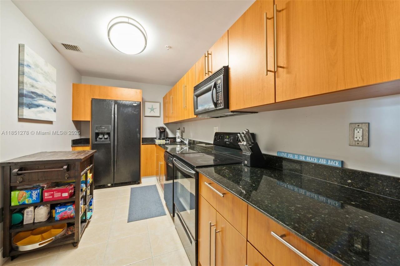3000 S Ocean Dr, Unit 102, Hollywood, FL 33019 Photo