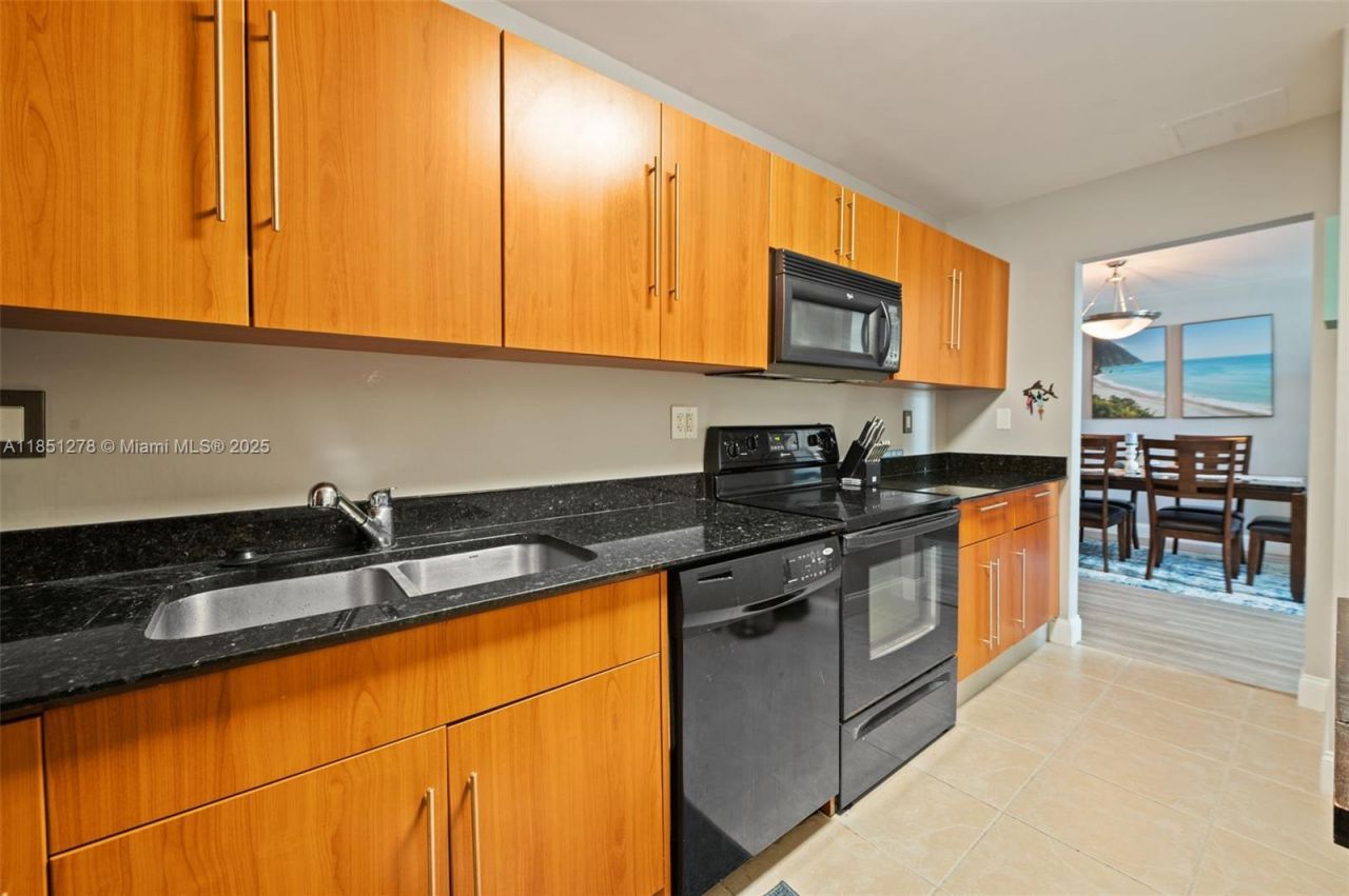 3000 S Ocean Dr, Unit 102, Hollywood, FL 33019 Photo