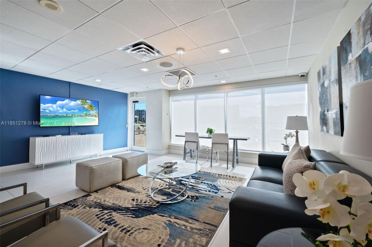 3000 S Ocean Dr, Unit 102, Hollywood, FL 33019 Photo