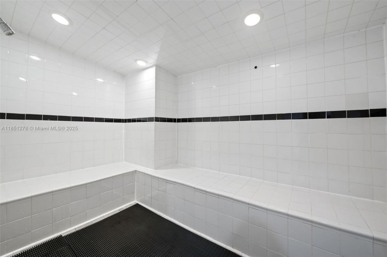 3000 S Ocean Dr, Unit 102, Hollywood, FL 33019 Photo