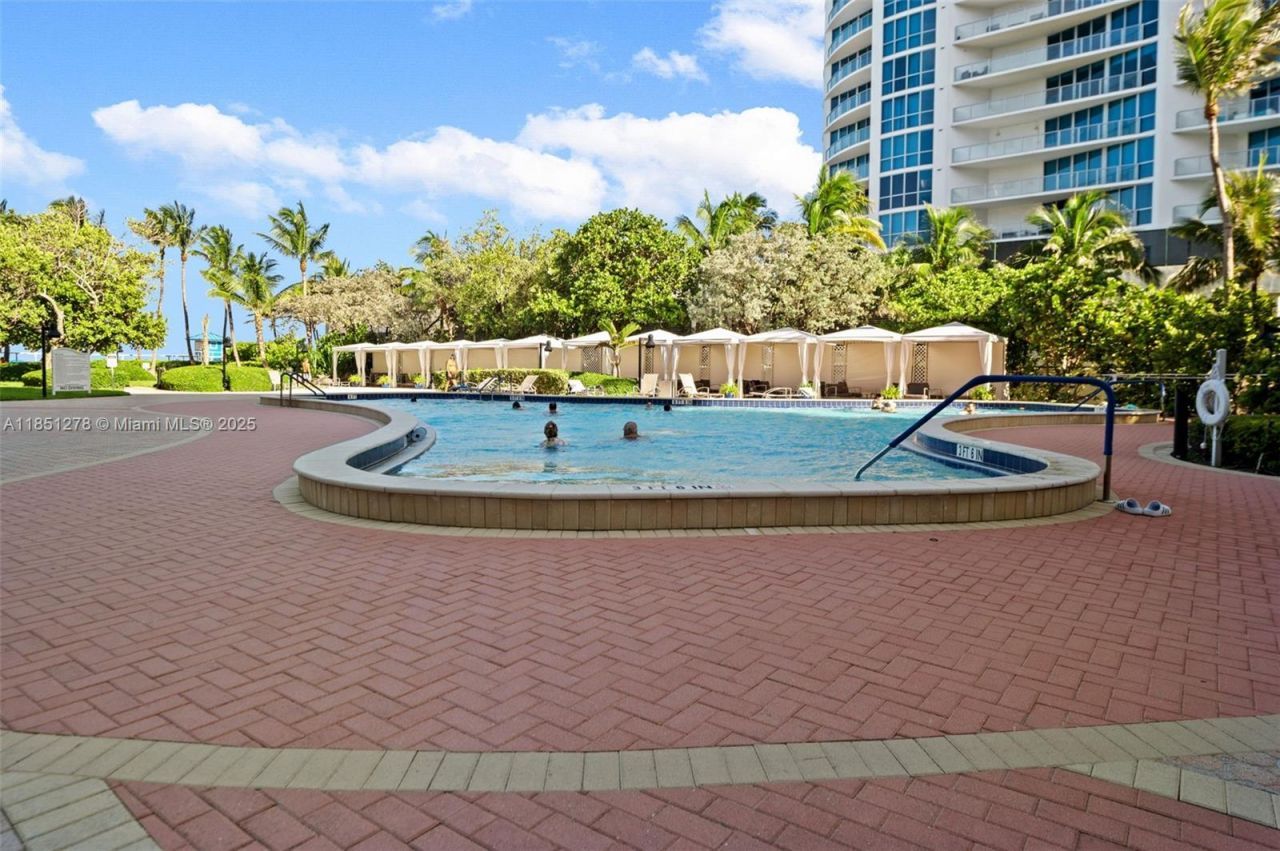 3000 S Ocean Dr, Unit 102, Hollywood, FL 33019 Photo