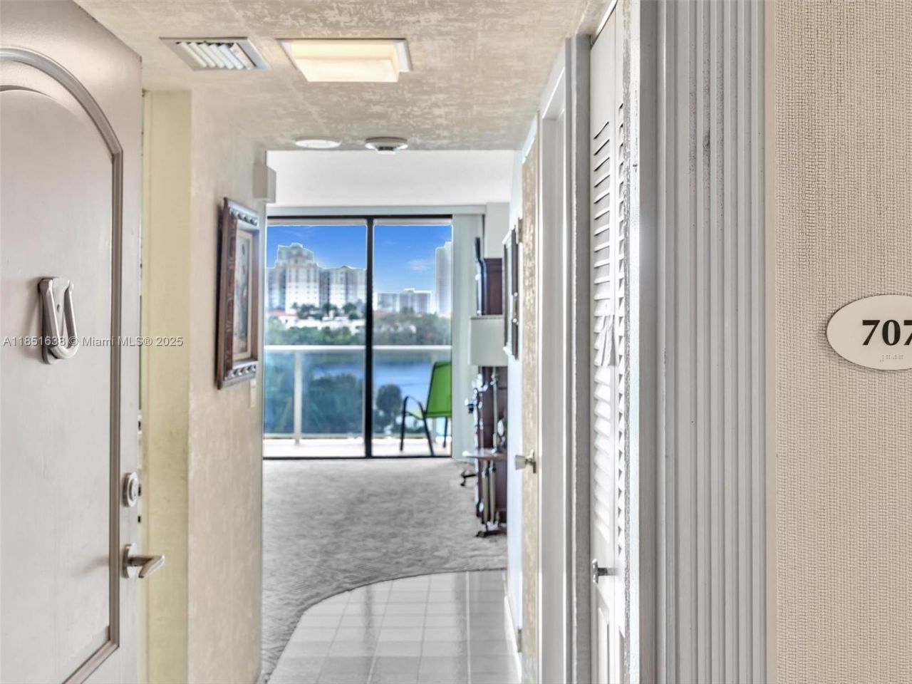 3675 N Country Club Dr, Unit 707, Aventura, FL 33180 Photo