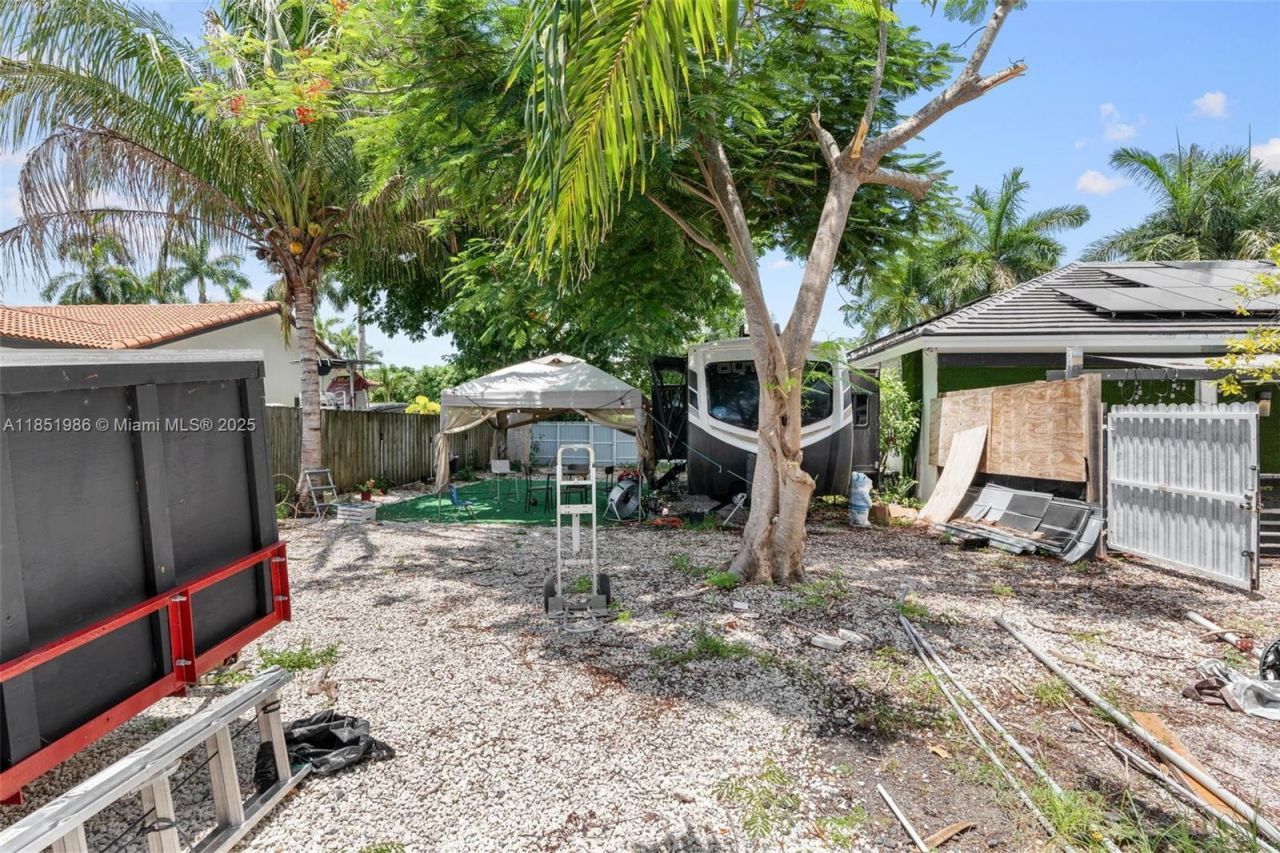 20701 SW 132nd Ct, Miami, FL 33177 Photo