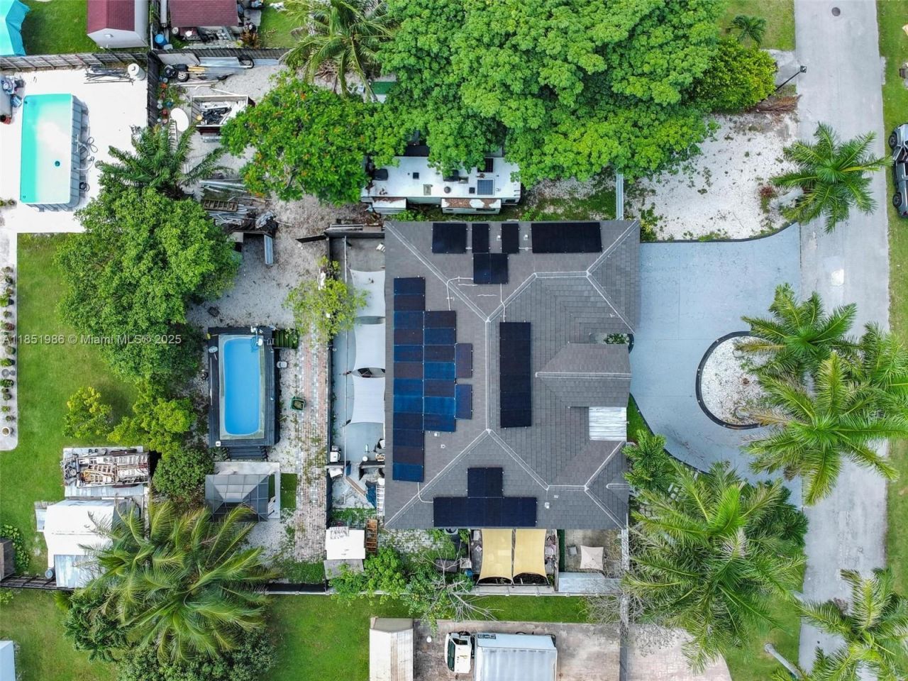 20701 SW 132nd Ct, Miami, FL 33177 Photo