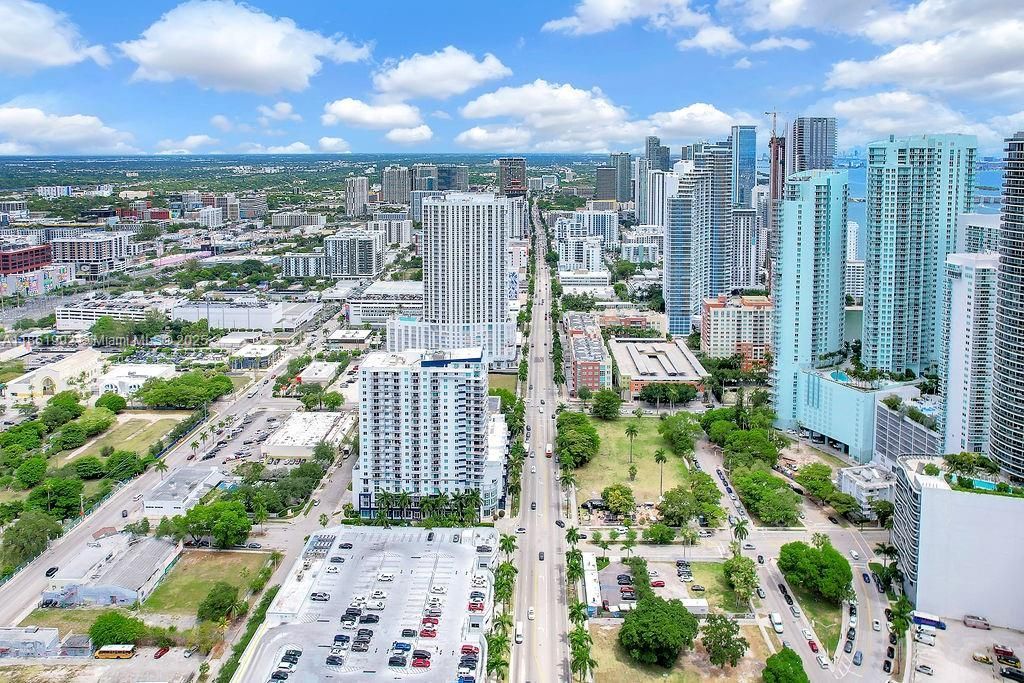 275 NE 18th St, Unit 306, Miami, FL 33132 Photo