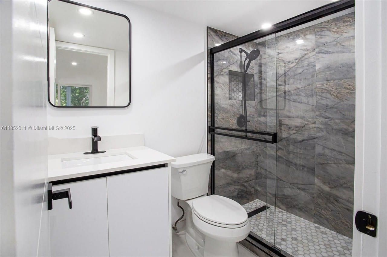 13250 SW 7th Ct, Unit 204L, Pembroke Pines, FL 33027 Photo