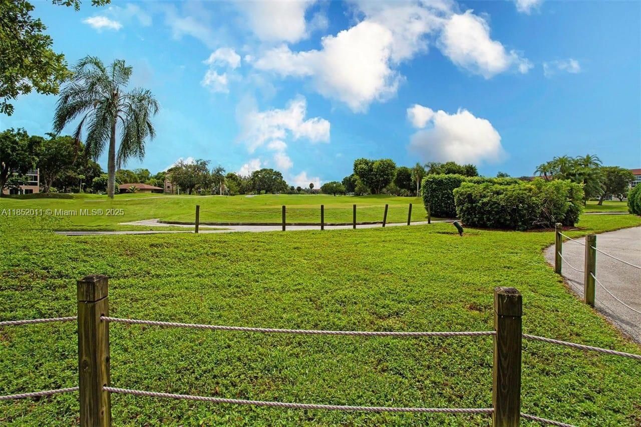 13250 SW 7th Ct, Unit 204L, Pembroke Pines, FL 33027 Photo