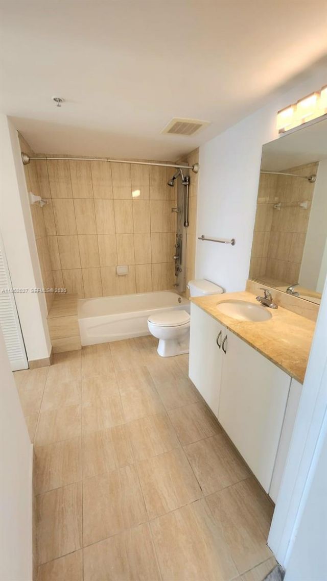 1750 N Bayshore Dr, Unit 2010, Miami, FL 33132 Photo