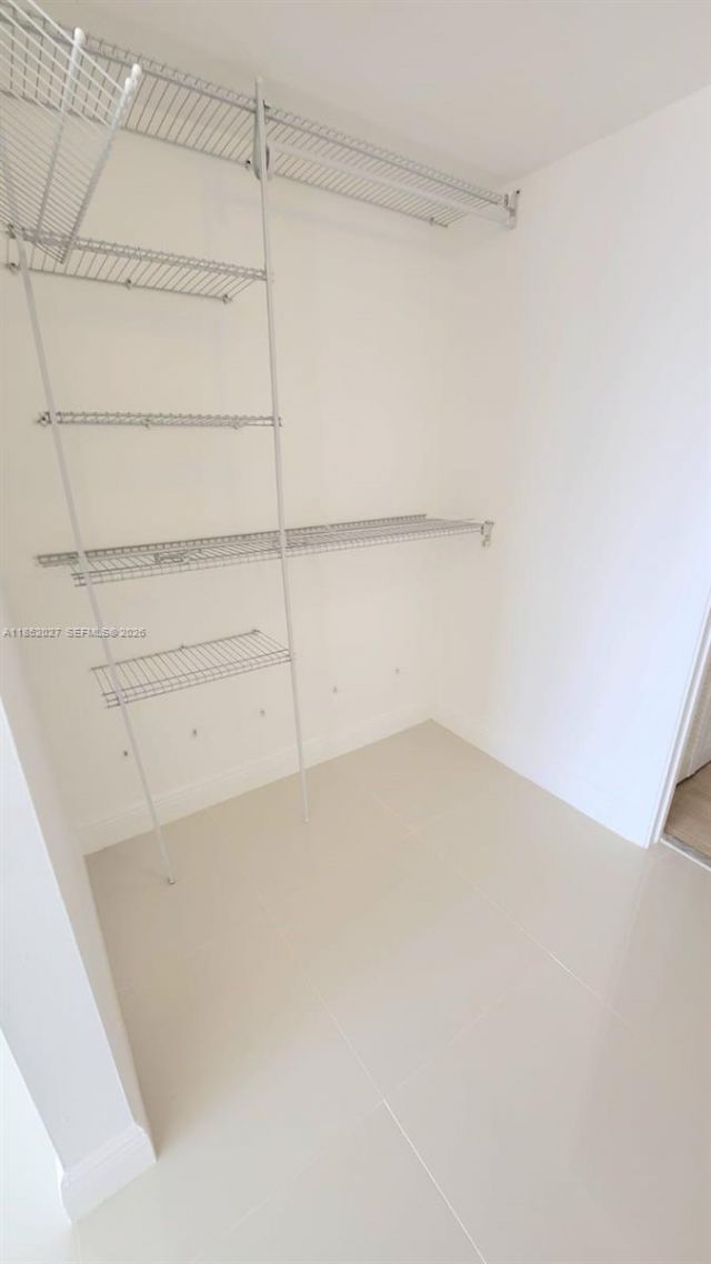 1750 N Bayshore Dr, Unit 2010, Miami, FL 33132 Photo
