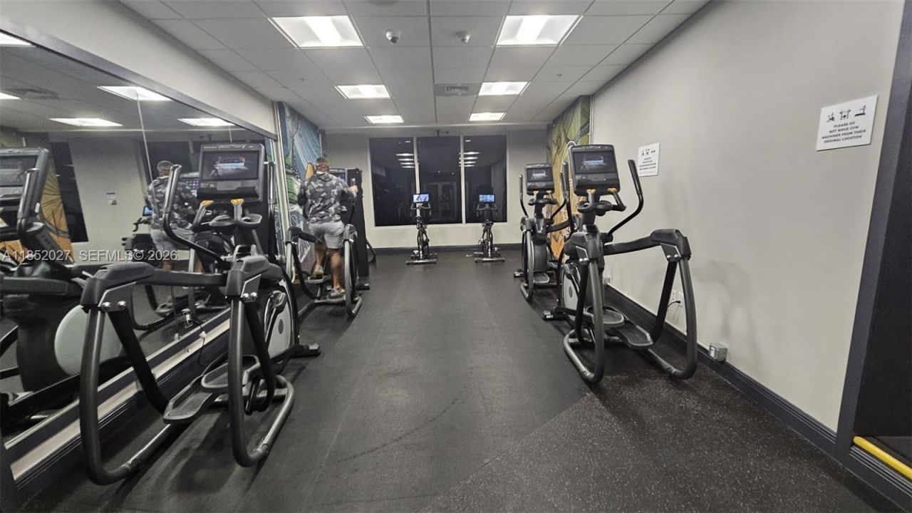 1750 N Bayshore Dr, Unit 2010, Miami, FL 33132 Photo