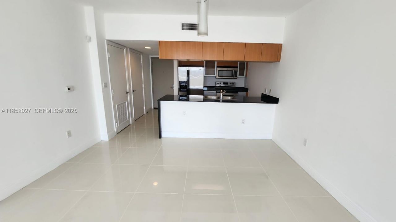 1750 N Bayshore Dr, Unit 2010, Miami, FL 33132 Photo