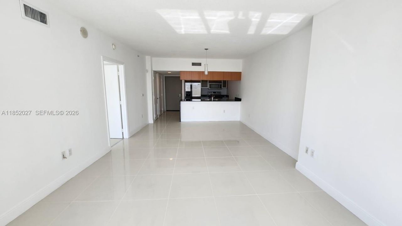 1750 N Bayshore Dr, Unit 2010, Miami, FL 33132 Photo