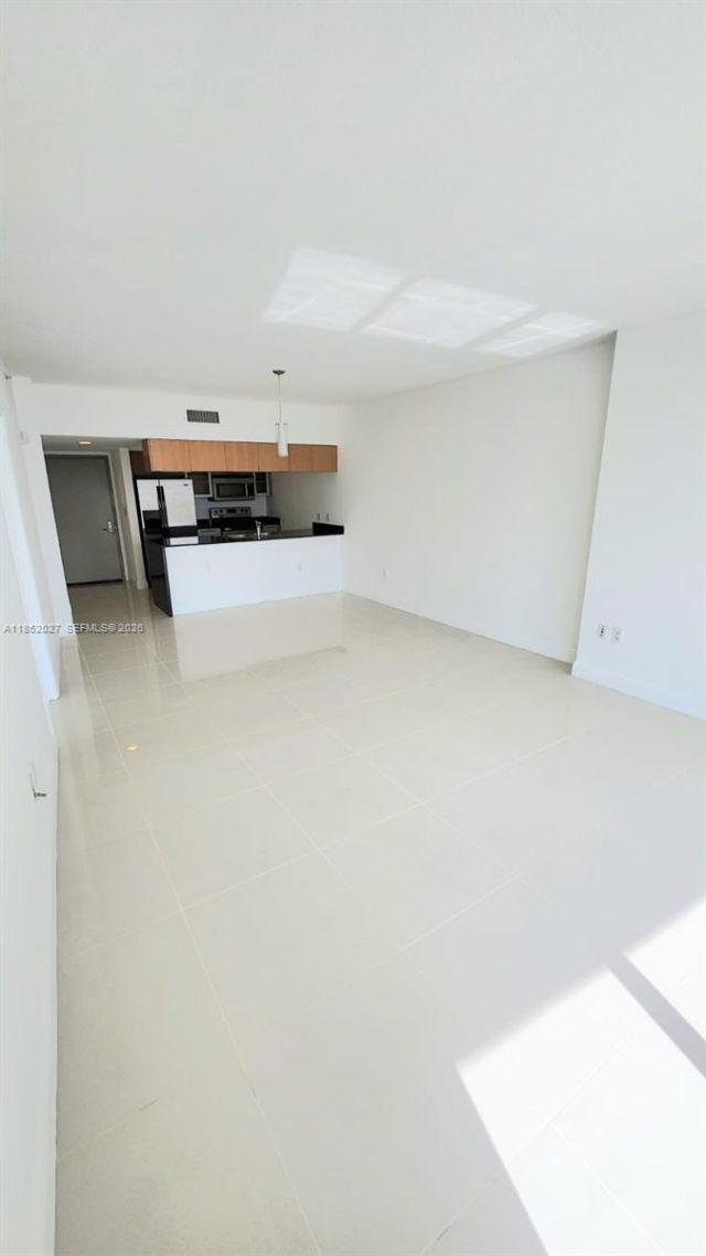 1750 N Bayshore Dr, Unit 2010, Miami, FL 33132 Photo