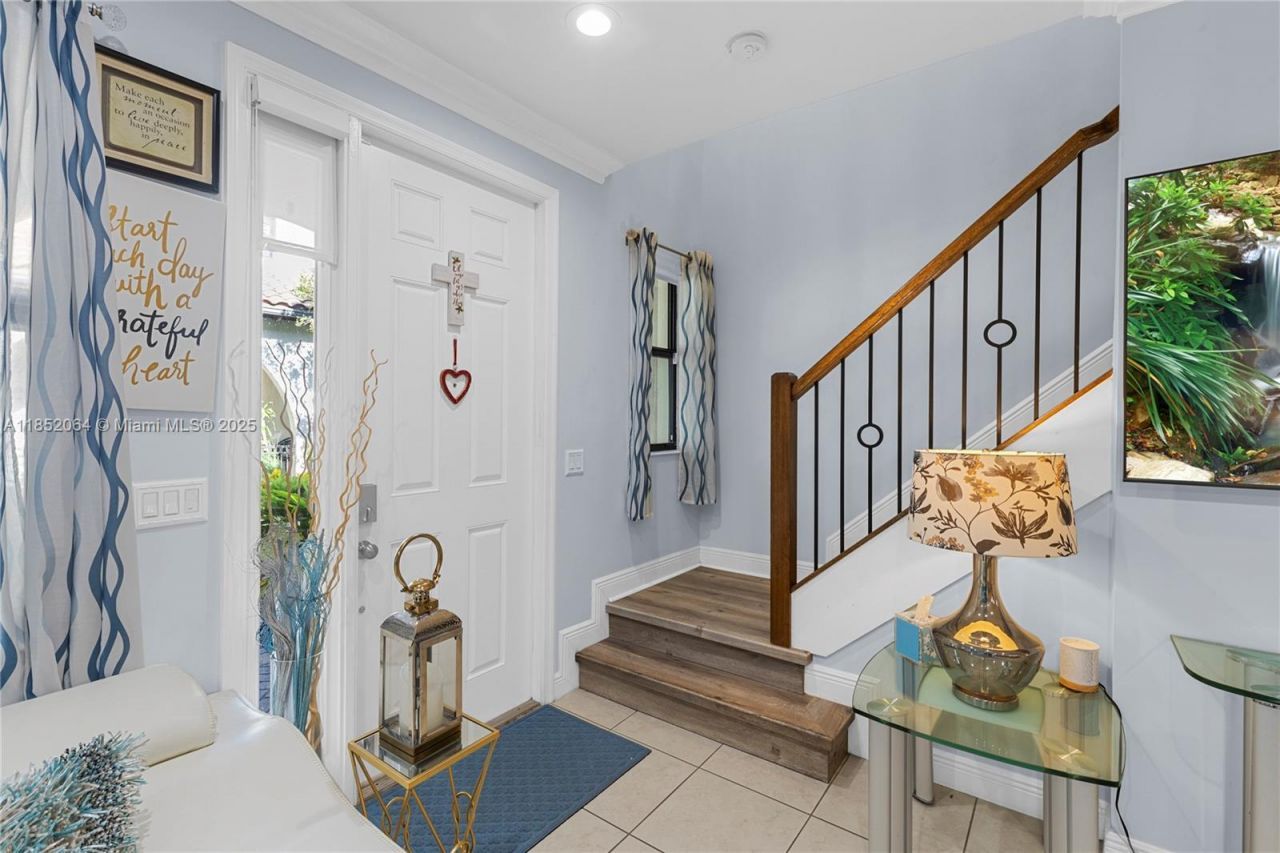 3331 NW 125th Way, Sunrise, FL 33323 Photo